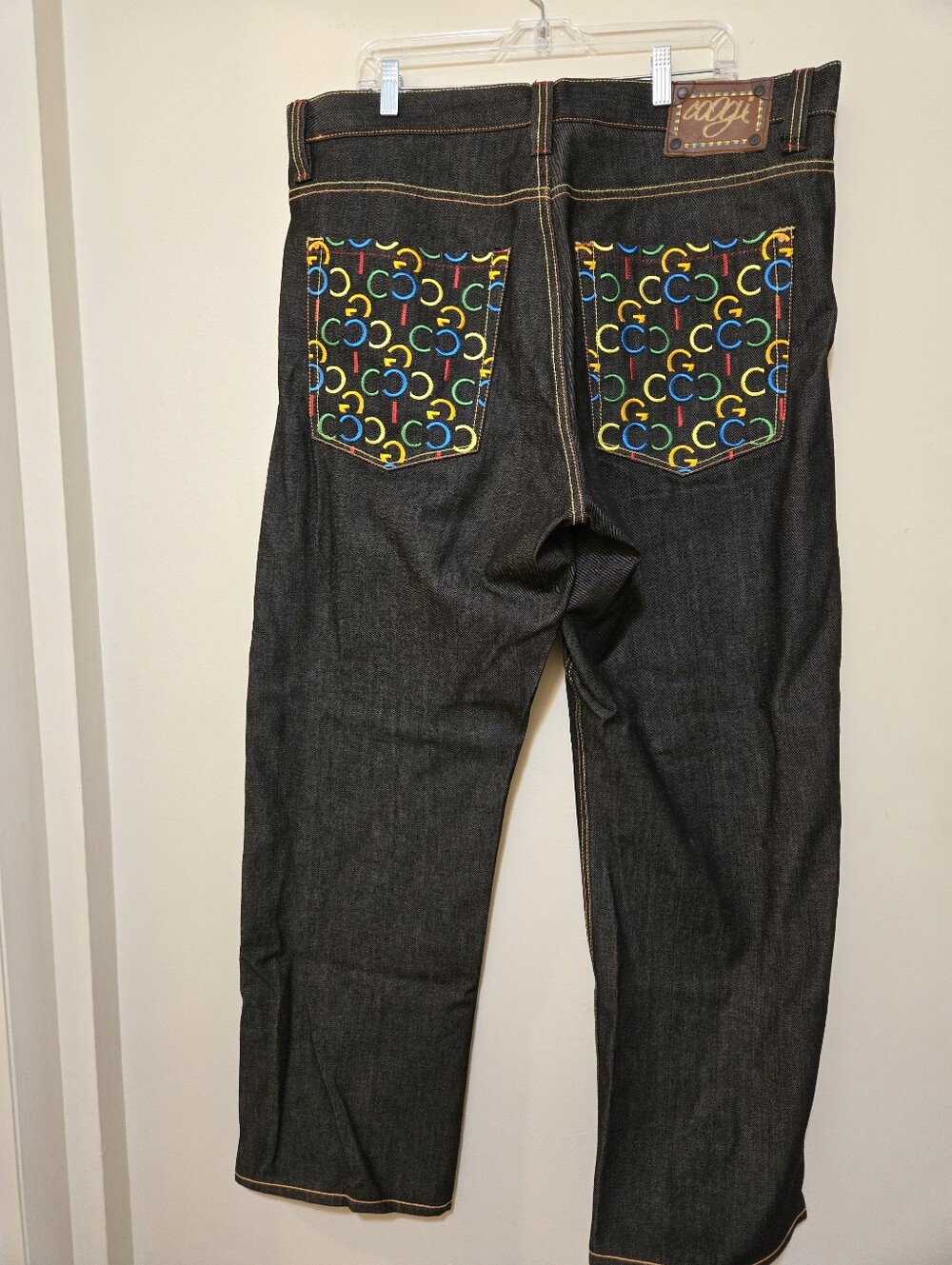Vintage Coogi Men's Jeans with Multicolor Accent Pocket